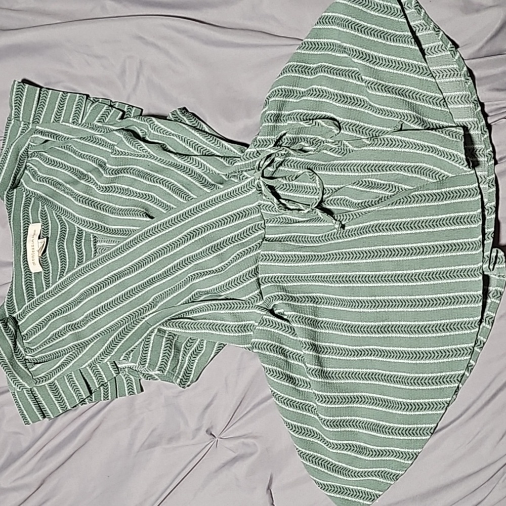 Green blouse
